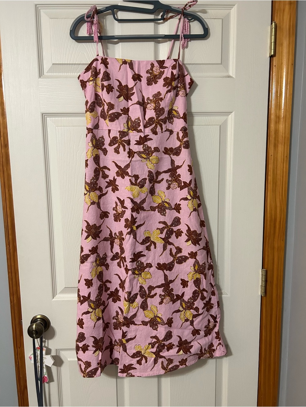 House of Harlow 1960 Pink Floral Midi Dress with Brown and Yellow Accents